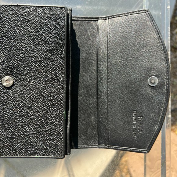 ROTA GENUINE STINGRAY WALLET- Button Flap Closure ( Small) - Picture 4 of 5